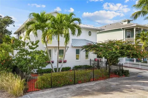 516 SW Camden Avenue Stuart FL 34994