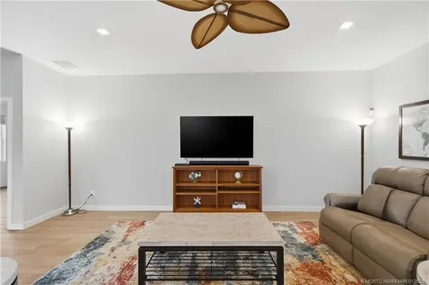 4575 NW King Court Jensen Beach FL 34957