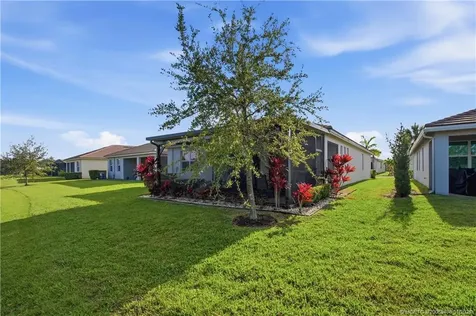 4575 NW King Court Jensen Beach FL 34957