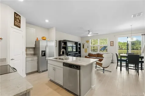 3931 SE Mentmore Lane Stuart FL 34997