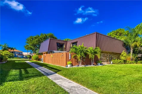 6105 SE Windsong Lane Stuart FL 34997