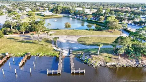3141 SW Porpoise Circle Stuart FL 34997