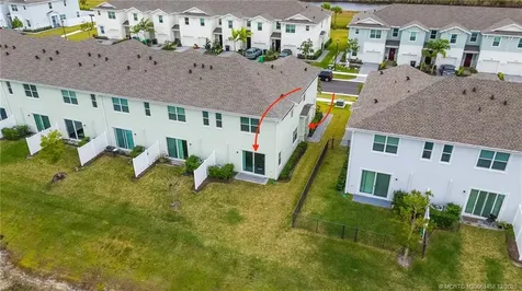 663 SE Lake Falls Street Port St Lucie FL 34984