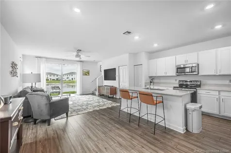 663 SE Lake Falls Street Port St Lucie FL 34984