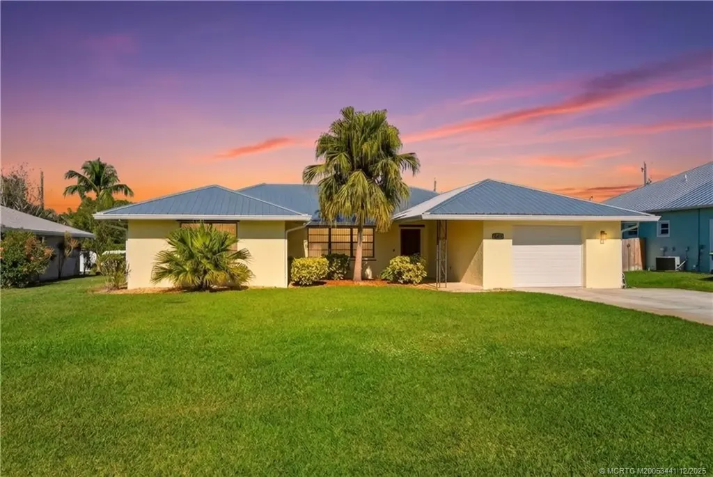 4665 SE Manatee Terrace Stuart FL 34997