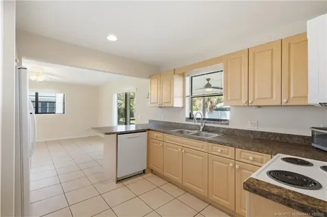 4665 SE Manatee Terrace Stuart FL 34997