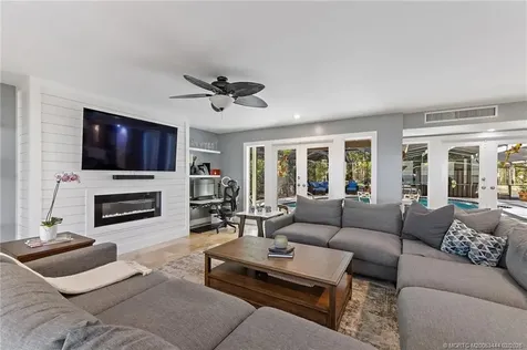 2315 S Indian River Drive Fort Pierce FL 34950