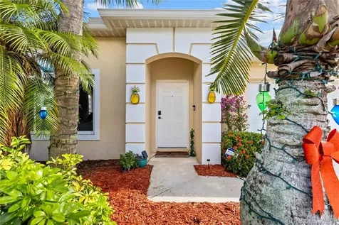 4668 SE Winter Haven Court Stuart FL 34997