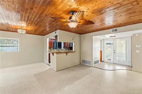 1425 SE San Sovina Terrace Port St Lucie FL 34952