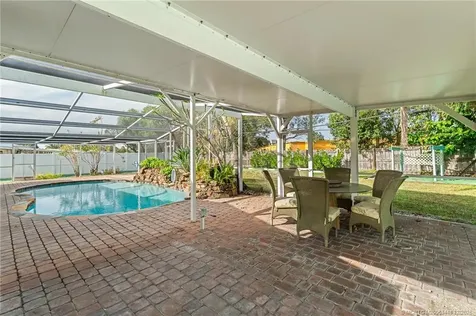 1425 SE San Sovina Terrace Port St Lucie FL 34952