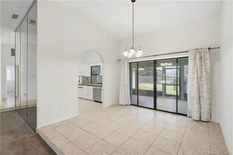 950 SW Jaslo Avenue Port St Lucie FL 34953