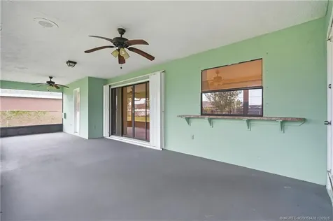 950 SW Jaslo Avenue Port St Lucie FL 34953