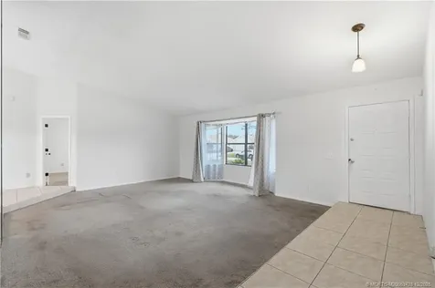 950 SW Jaslo Avenue Port St Lucie FL 34953