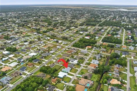 950 SW Jaslo Avenue Port St Lucie FL 34953