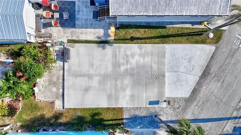 10725 S Ocean Drive Jensen Beach FL 34957