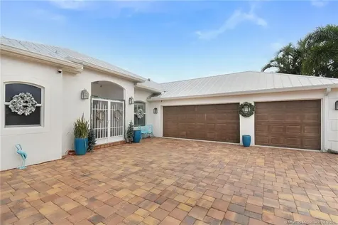 443 NW Sunflower Place Jensen Beach FL 34957