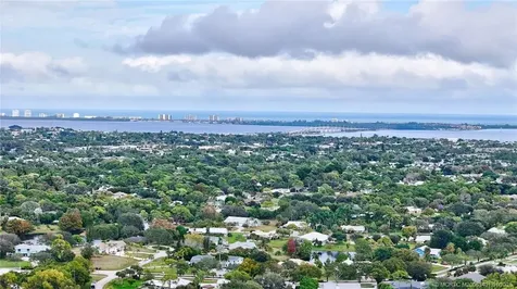 443 NW Sunflower Place Jensen Beach FL 34957