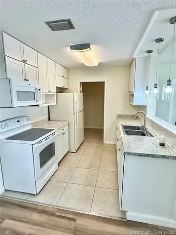 3912 NW Cinnamon Tree Circle Jensen Beach FL 34957