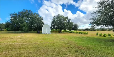 13559 22nd Lane Okeechobee FL 34974