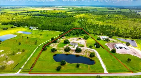 13559 22nd Lane Okeechobee FL 34974