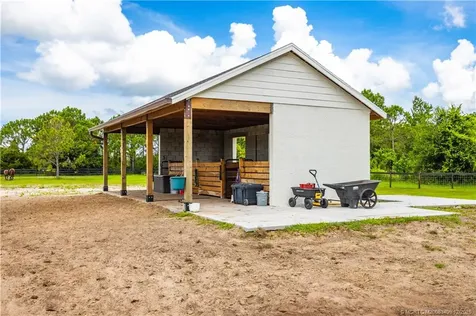 13559 22nd Lane Okeechobee FL 34974