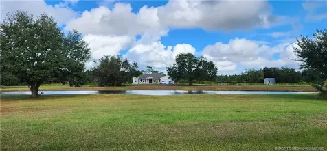 13559 22nd Lane Okeechobee FL 34974