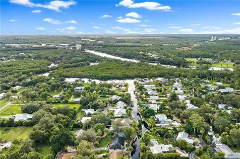 581 SW Timber Trail SW Stuart FL 34997