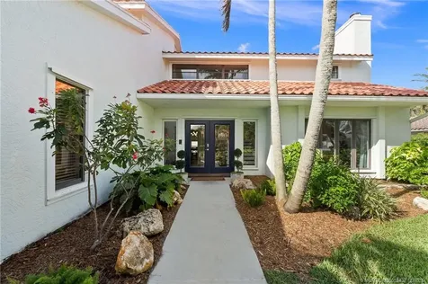 4304 SE Fairway E Stuart FL 34997
