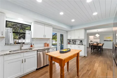 4304 SE Fairway E Stuart FL 34997