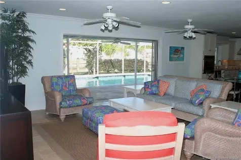 513 Gunwale Lane Longboat Key FL 34228