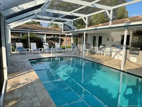 513 Gunwale Lane Longboat Key FL 34228