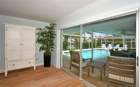 513 Gunwale Lane Longboat Key FL 34228