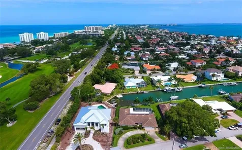 513 Gunwale Lane Longboat Key FL 34228