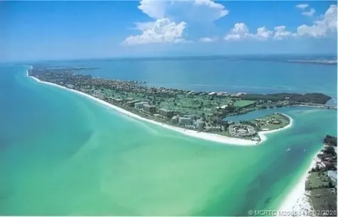 513 Gunwale Lane Longboat Key FL 34228