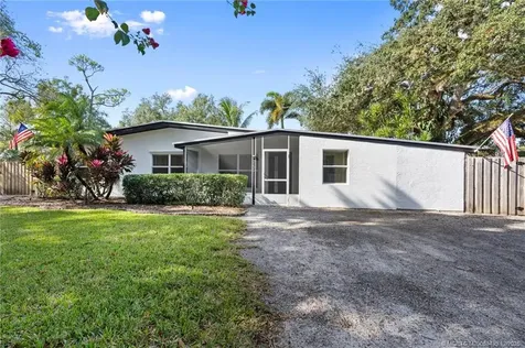 3235 62nd Court Vero Beach FL 32966