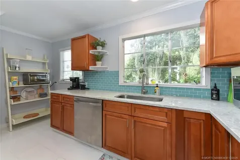 817 SW Saint Lucie Crescent Stuart FL 34994