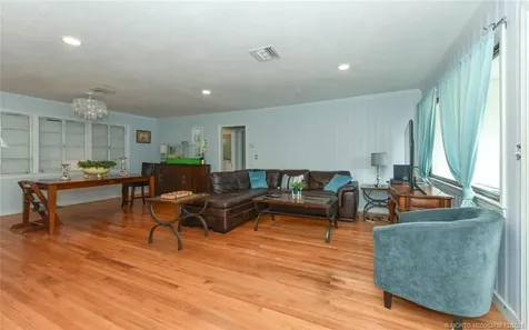 817 SW Saint Lucie Crescent Stuart FL 34994