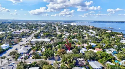 1027 SE Osceola Street Stuart FL 34996