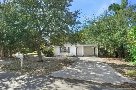 1027 SE Osceola Street Stuart FL 34996