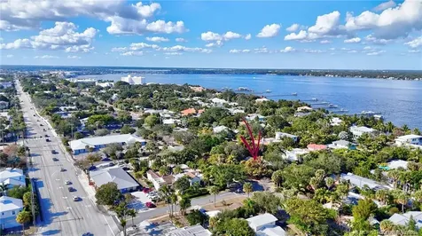 1027 SE Osceola Street Stuart FL 34996