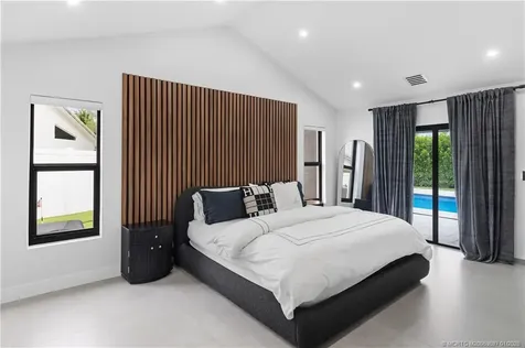 5143 Deerhurst Crescent Circle Boca Raton FL 33486