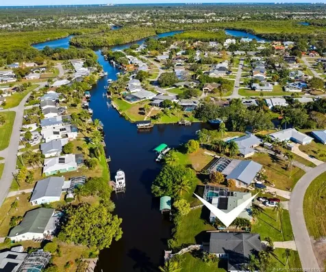 643 SE Harborview Drive Port St Lucie FL 34983