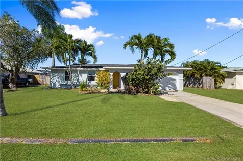 643 SE Harborview Drive Port St Lucie FL 34983