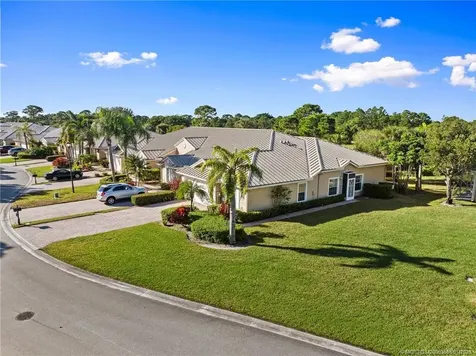 581 NW Broken Oak Trail Jensen Beach FL 34957