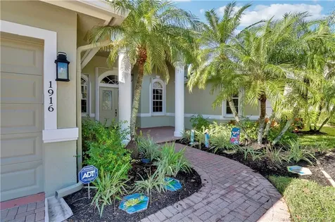 1916 SW Wabeek Place Palm City FL 34990