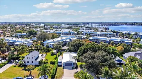 509 SW South Carolina Drive Stuart FL 34994