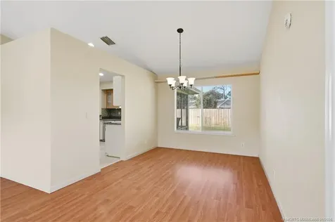 2905 SE Glasgow Drive Stuart FL 34997