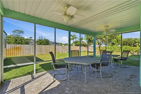 2905 SE Glasgow Drive Stuart FL 34997