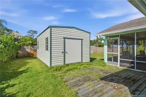 2905 SE Glasgow Drive Stuart FL 34997