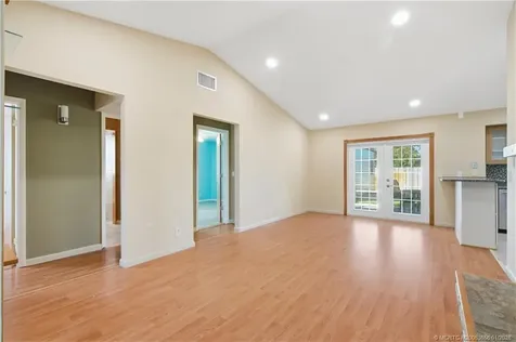 2905 SE Glasgow Drive Stuart FL 34997